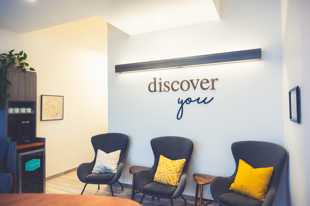 Unstuck-Psychological-Edmonton-Psychologists-Office-Photo-New-2_1080x720